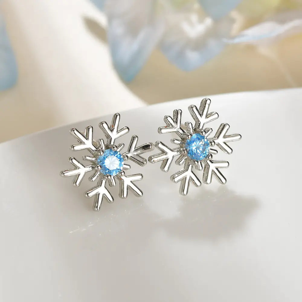 S925 Silver Flower Stud Earrings  Trendy and Versatile