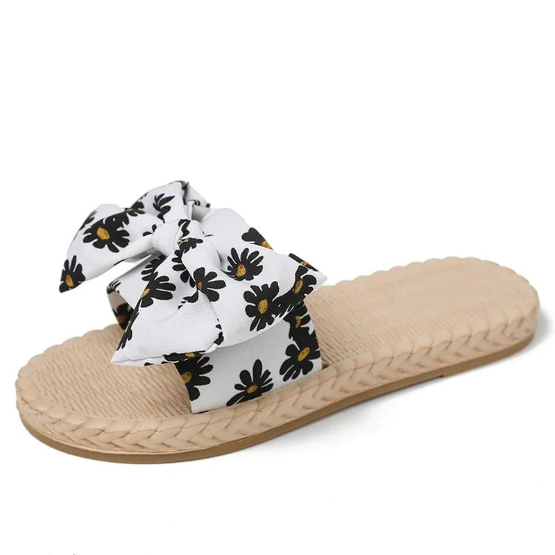 Women's Summer Flat Beach Casual Sandals - Slip-On Style - Trendy Attic Store01