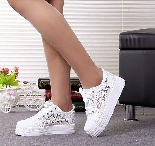 Elevated Casual Canvas Shoes with Breathable Mesh - Trendy Attic Store01