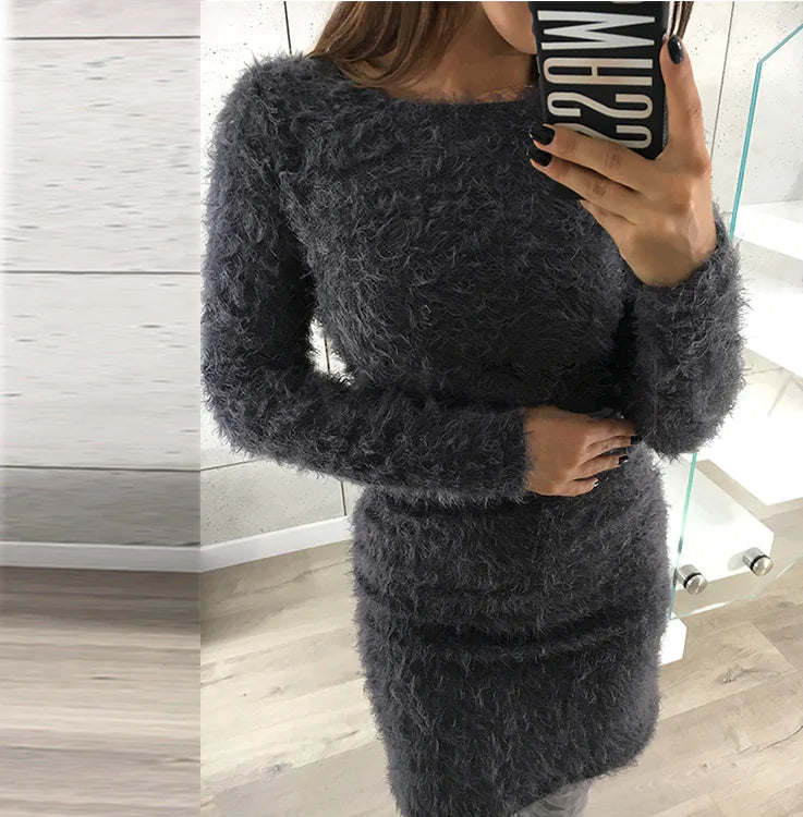 Long Sleeve Plush Dress with Round Neck (Mid-Length)