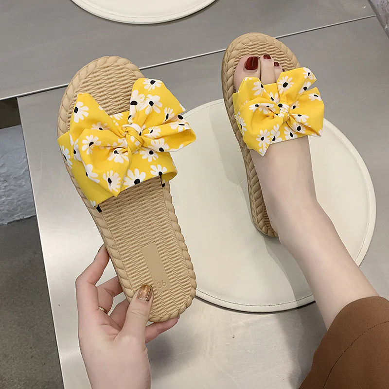 Women's Summer Flat Beach Casual Sandals - Slip-On Style - Trendy Attic Store01