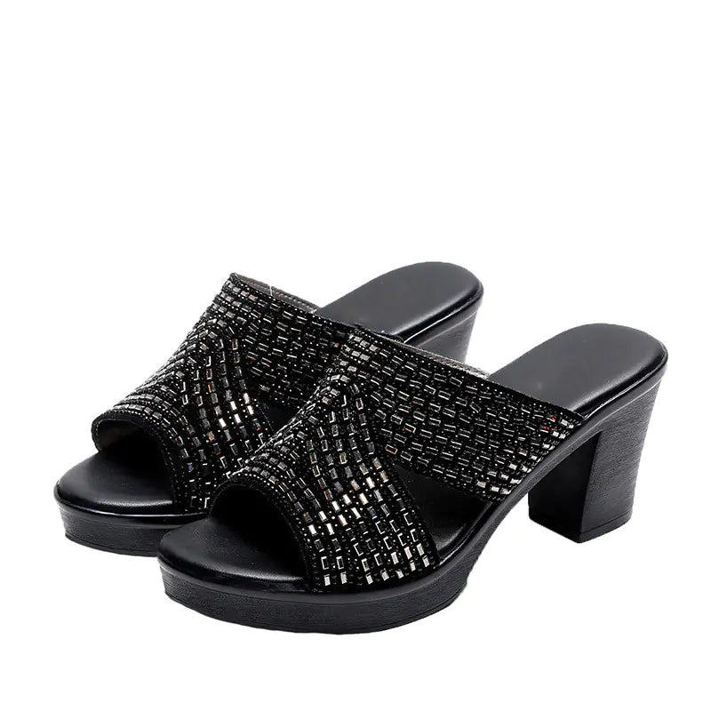 Plateau-High-Heels mit Strass und dickem Absatz