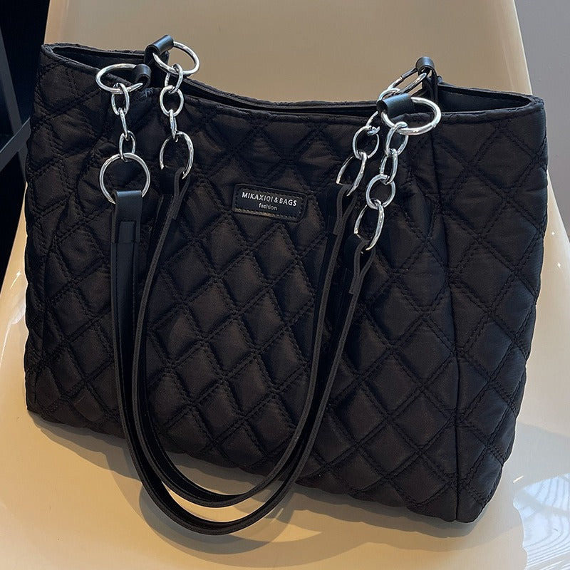 Fashionable Large Capacity Women's Shoulder Commuter Bag