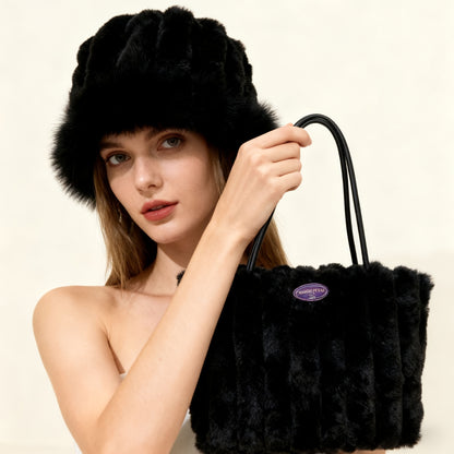 2pcs Women's Fleece-Lined Shoulder & Bucket Hat Set