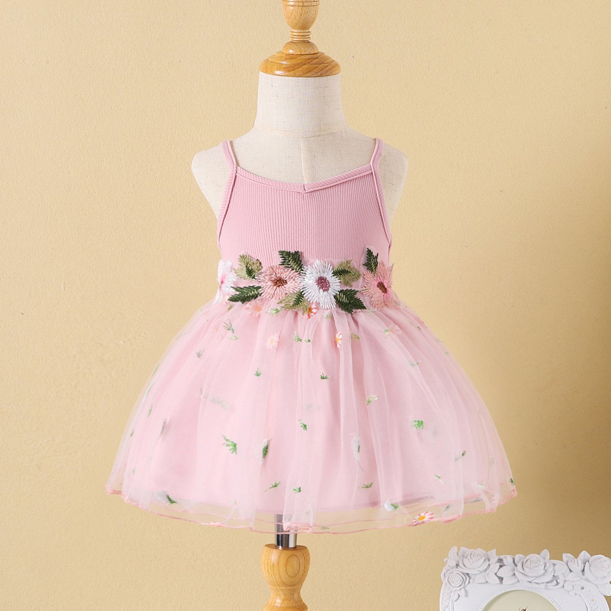 Thin Gauze Baby Girl's Dress with Shoulder Straps