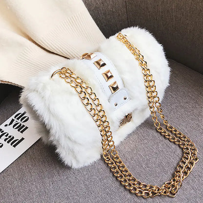Bolso de hombro cruzado de felpa a la moda