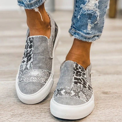 Women's Casual Snake Print Canvas Shoes with Thick Sole
