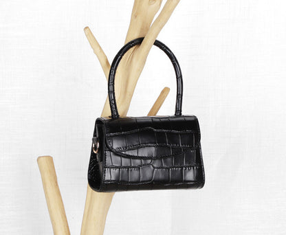Fashionable Crocodile Pattern Leather Handbag