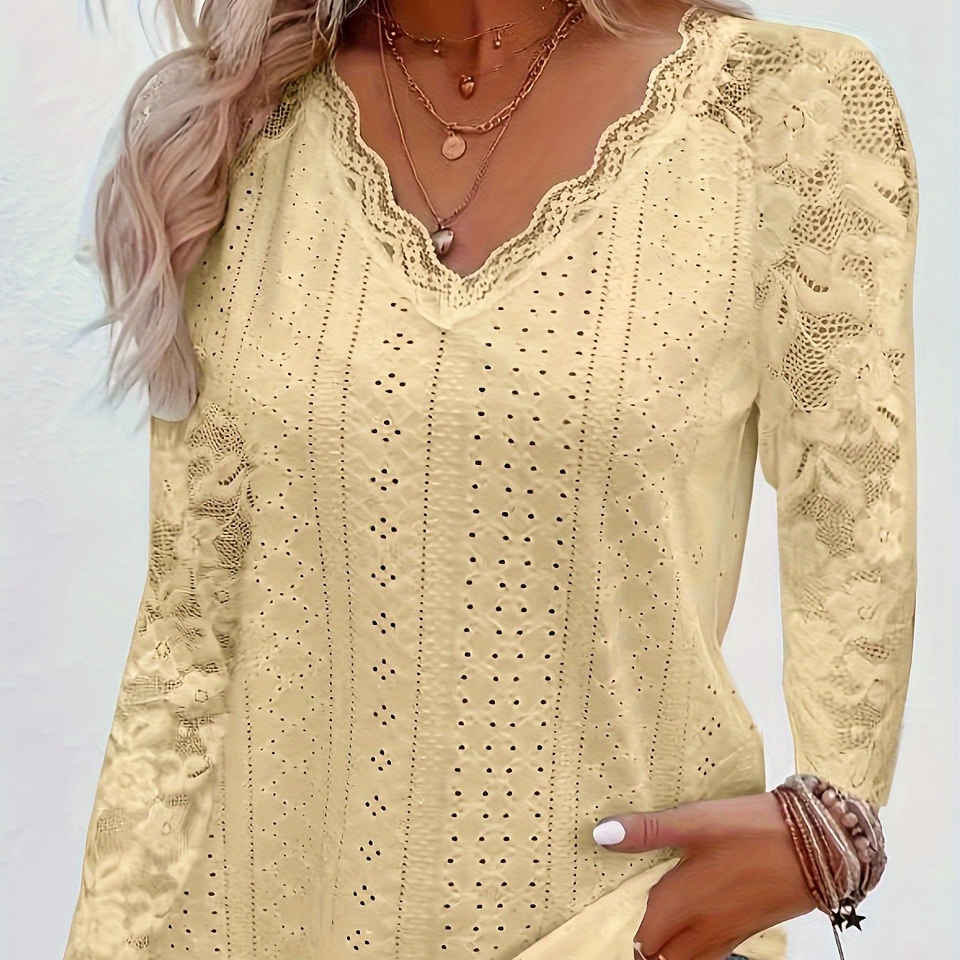 Chic Contrast Lace V-neck Eyelet T-Shirt