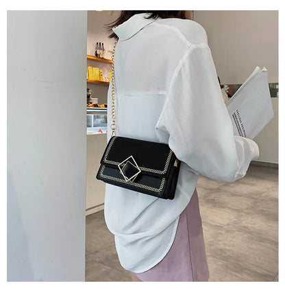 2019 Fashionable Chain Crossbody Bag and Small Purse