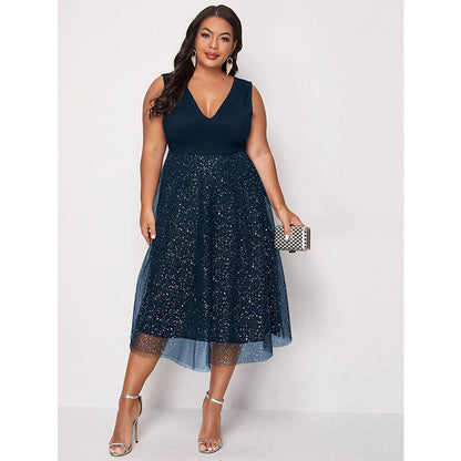 Elegant Summer Dress with V-Neck and Polka Dots