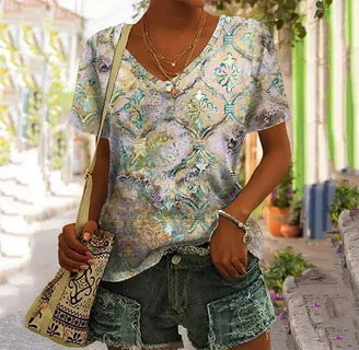 Plus Size Women's Casual V-Neck T-Shirt