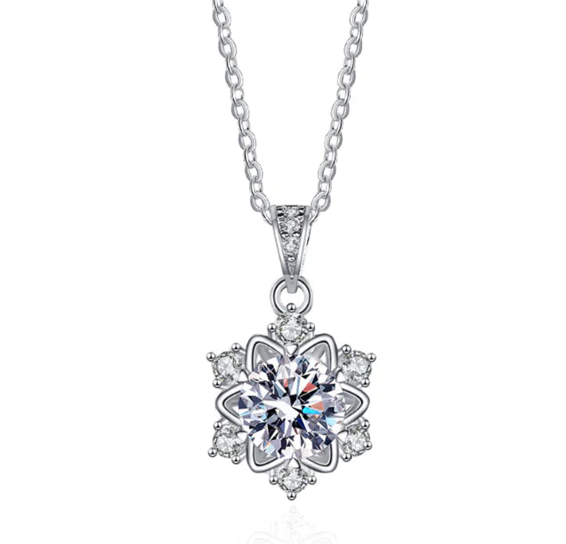 Halskette mit Schneeflocken-Anhänger aus Sterlingsilber 925