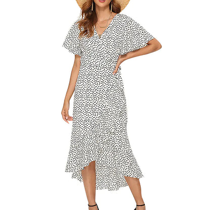 Sommerliches geblümtes hochtailliertes Chiffonkleid mit V-Ausschnitt