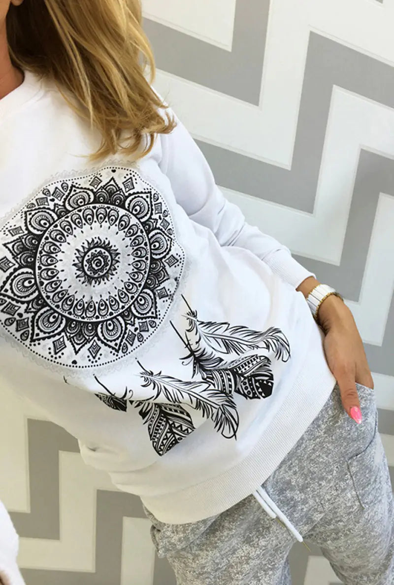 Women's Long Sleeve Round Neck Printed Sweater