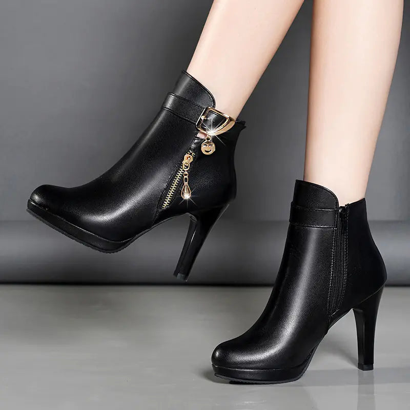 Winter Women's Warm Ankle Boots with Chunky Heels
