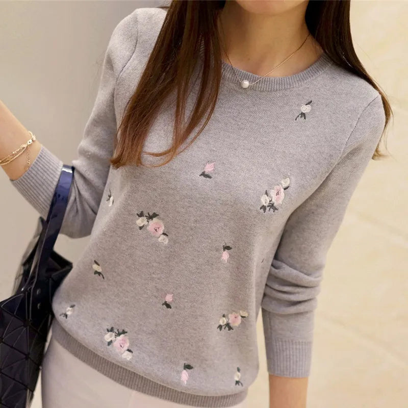 Women Embroidery Knitted  Pullover Sweater