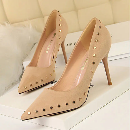 Vintage Women's High Heels with Pointed Toe and Studs - Trendy Attic Store01