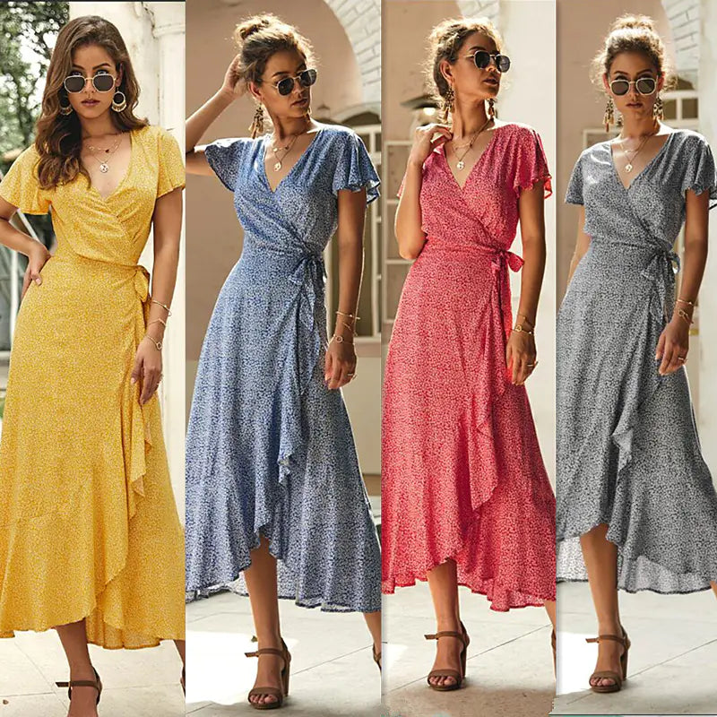 Sommerkleid mit Blumenmuster, V-Ausschnitt und asymmetrischem Saum