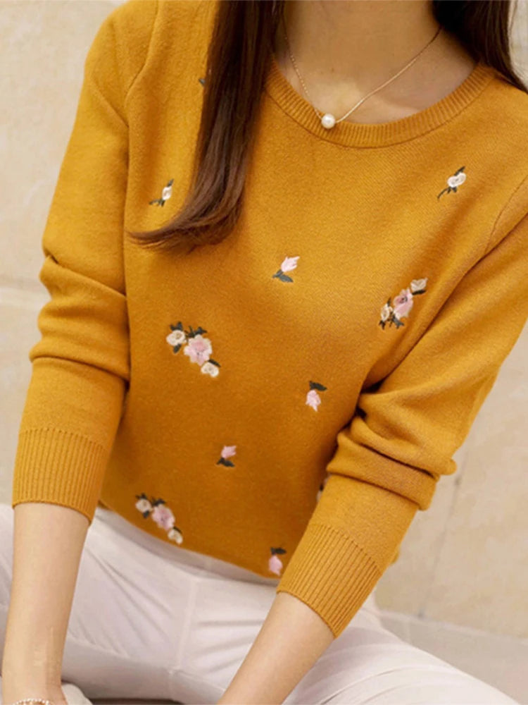 Women Embroidery Knitted  Pullover Sweater