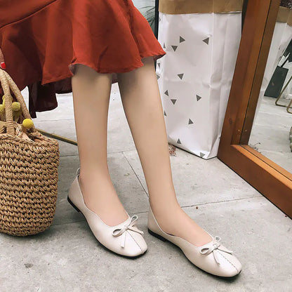 New Women's Flat Shoes - Winter Faux Leather Style