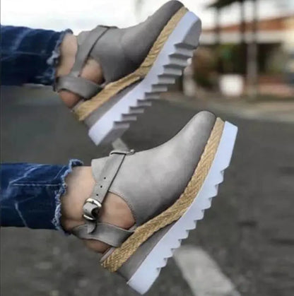 Plateau-Keilabsatzschuhe für Damen