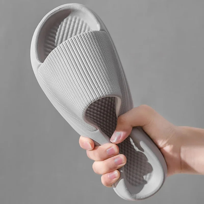 Men  Anti-Slip Flip-Flops Summer Beach Sandals