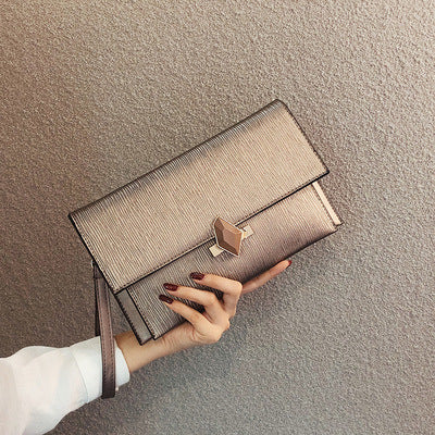 Fashionable Women's Evening Clutch Bag