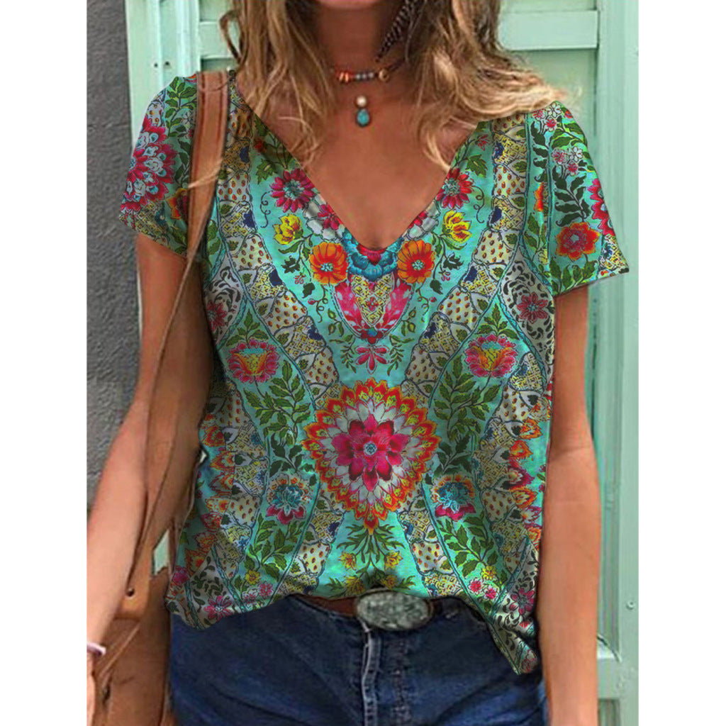 Plus Size Women's Casual V-Neck T-Shirt