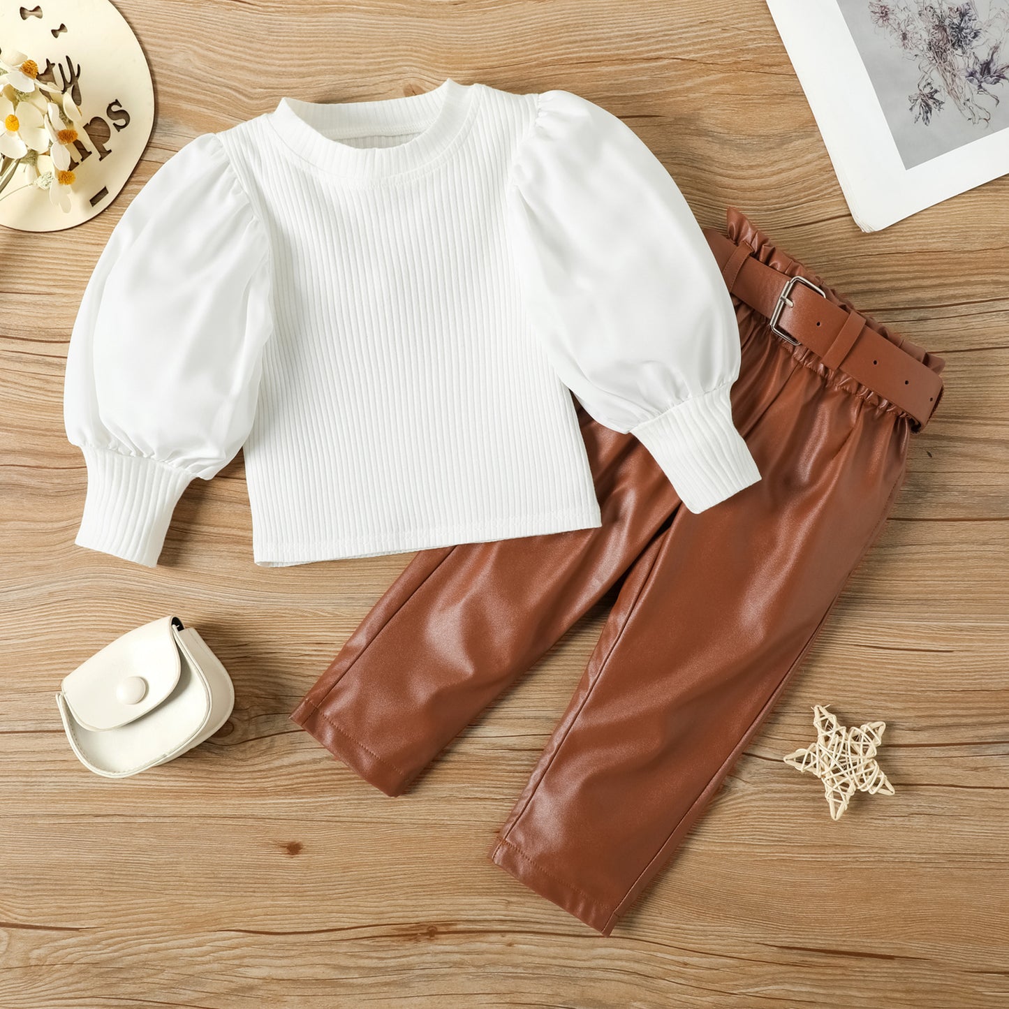 Fashionable Girls' Set with Puff Sleeve Top & Pants