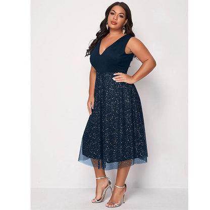 Elegant Summer Dress with V-Neck and Polka Dots