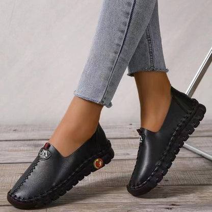 Comfortable Women's Casual Flat Leather Shoes for Daily Use