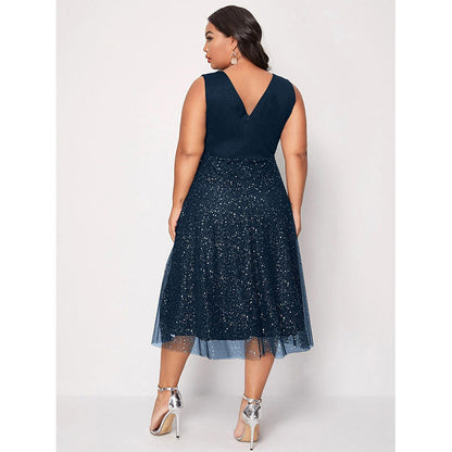 Elegant Summer Dress with V-Neck and Polka Dots