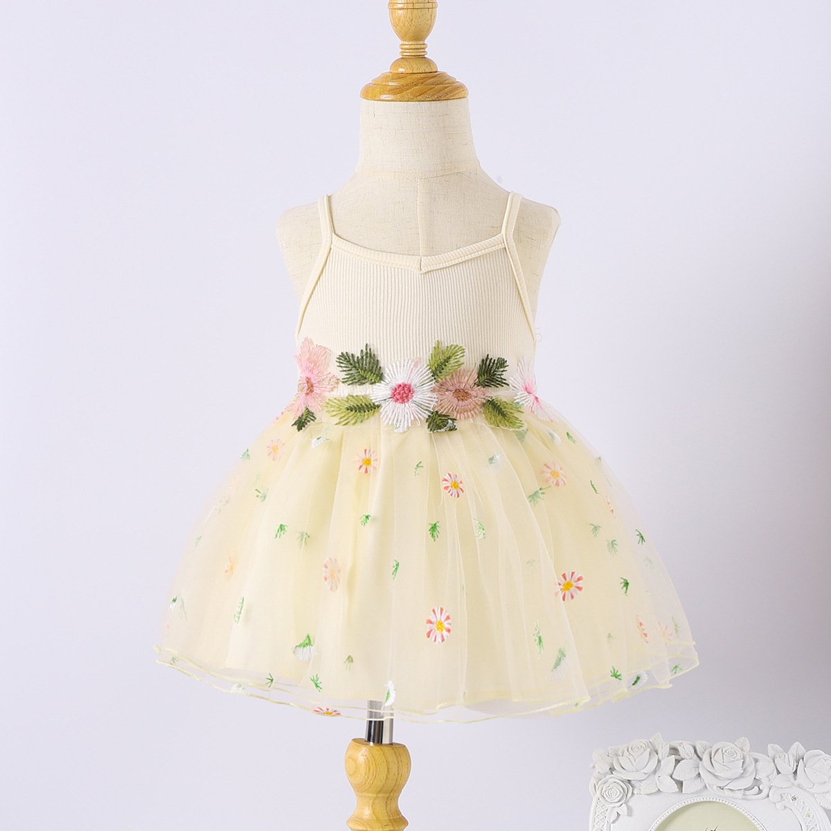 Thin Gauze Baby Girl's Dress with Shoulder Straps