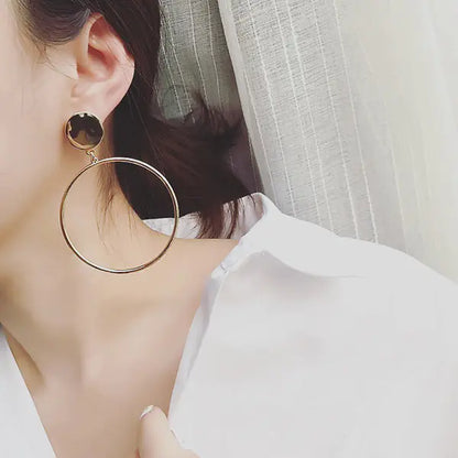 Simple Circle Earrings - Trendy and Versatile Design