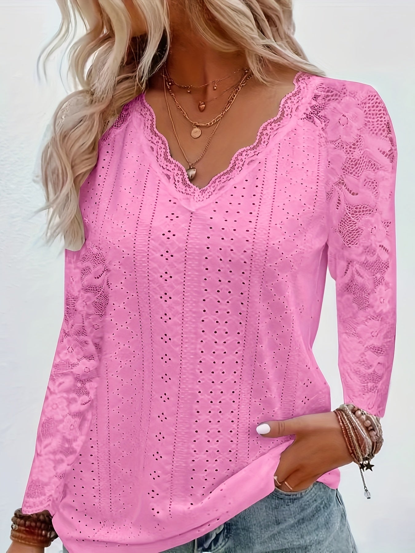 Chic Contrast Lace V-neck Eyelet T-Shirt