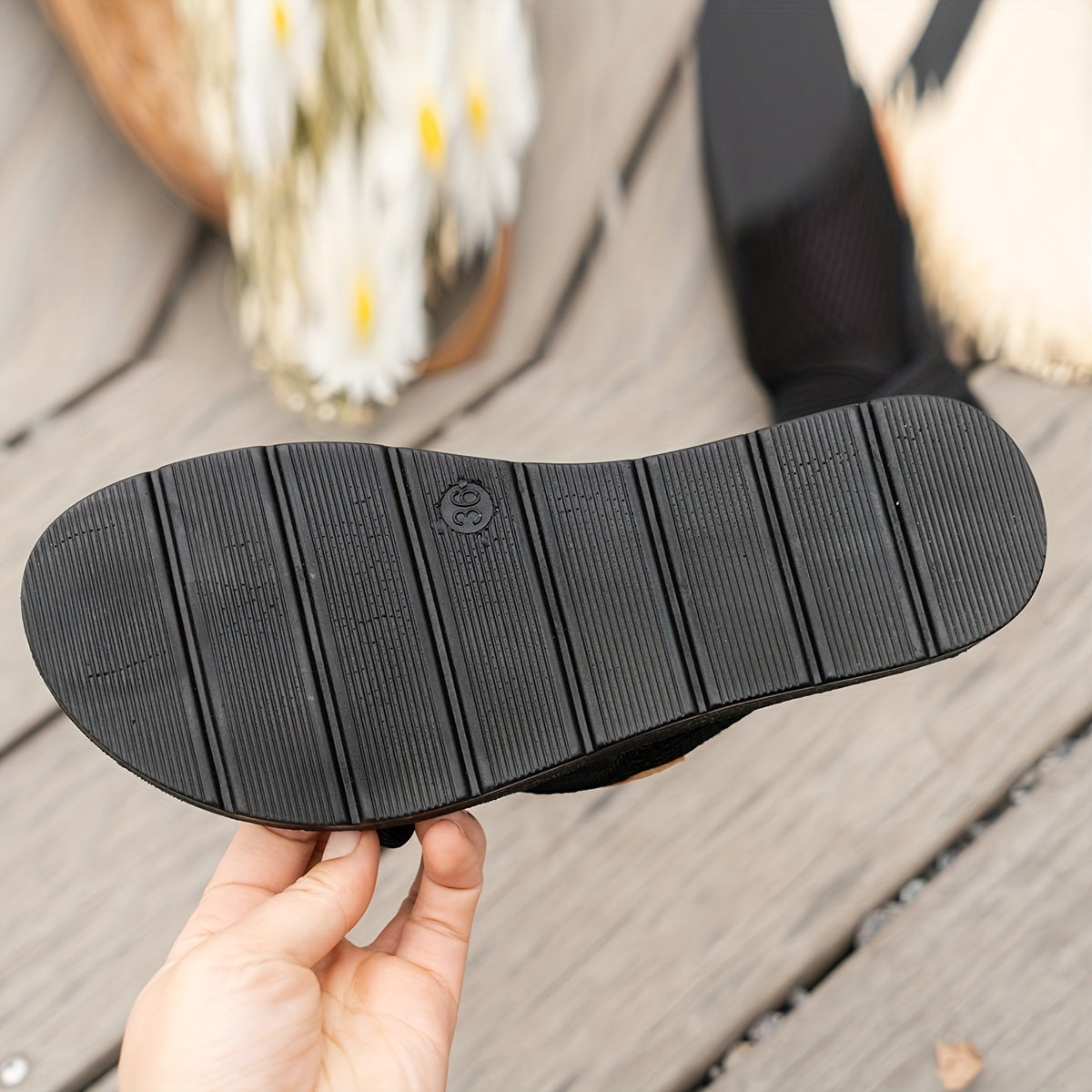 Women's Sporty Slip-On Mesh Sandals