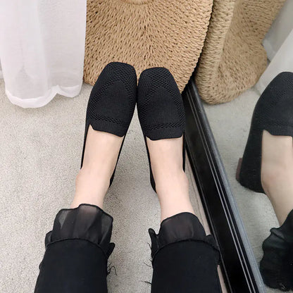 Plus Size Knitted Flat Shoes for Women