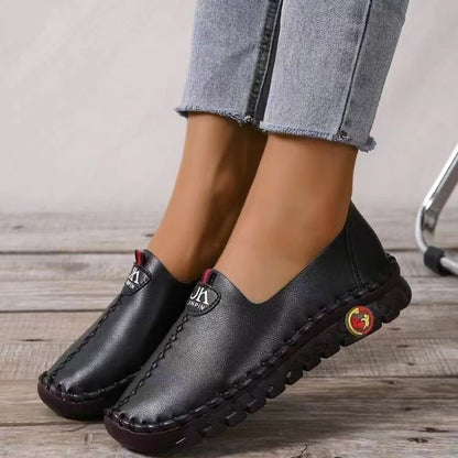 Comfortable Women's Casual Flat Leather Shoes for Daily Use