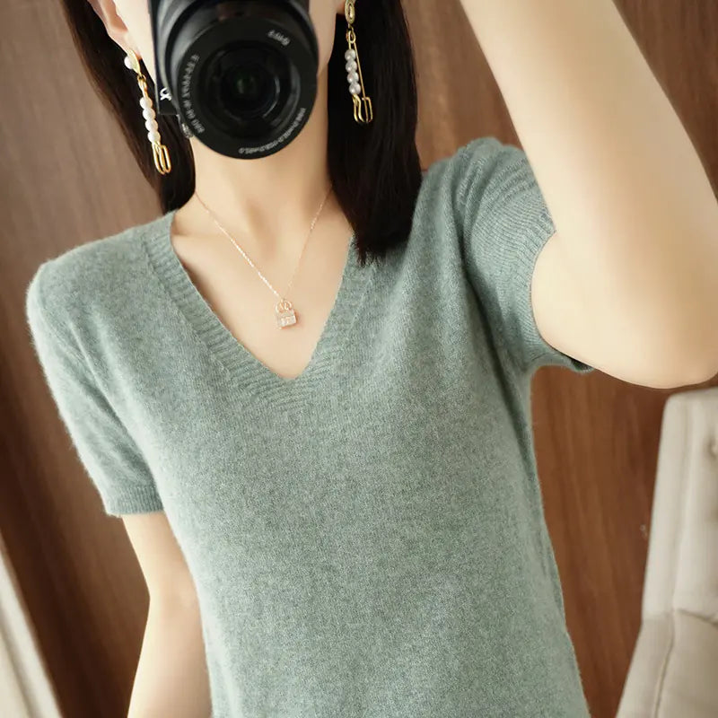 Women's V-Neck Short Sleeve Knit Sweater