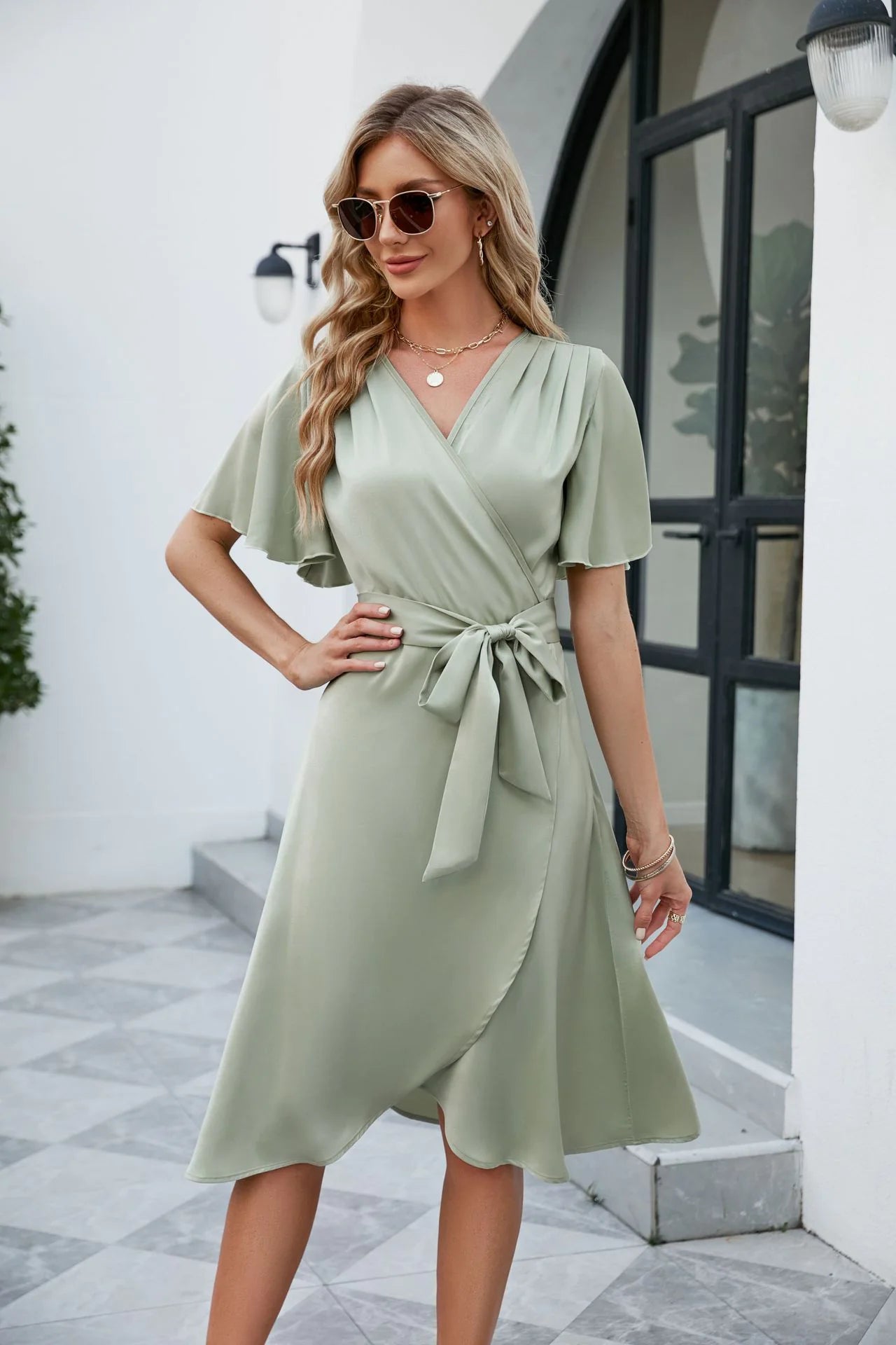 V-Ausschnitt Maxikleid mit Schlitz