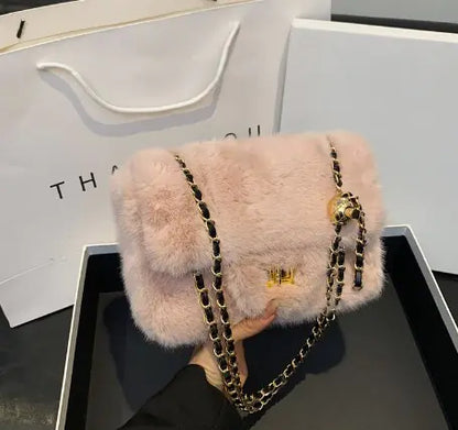 Bolso de hombro cruzado de felpa a la moda