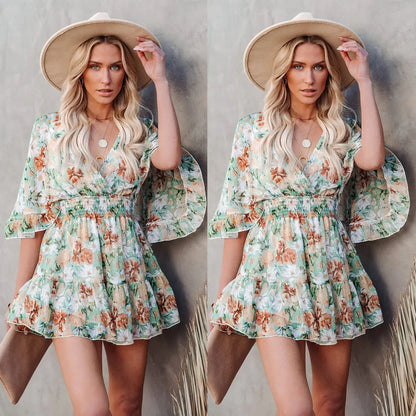 Geblümtes, kurzes V-Ausschnitt-Kleid für Frühling und Sommer