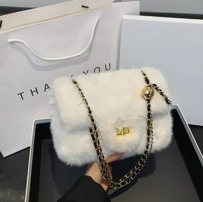 Bolso de hombro cruzado de felpa a la moda