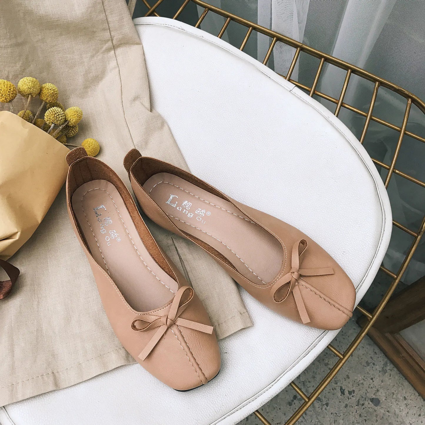 New Women's Flat Shoes - Winter Faux Leather Style