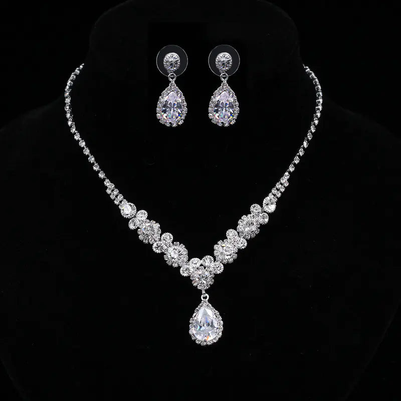 Luxury Zirconia Waterdrop Necklace and Earrings Set