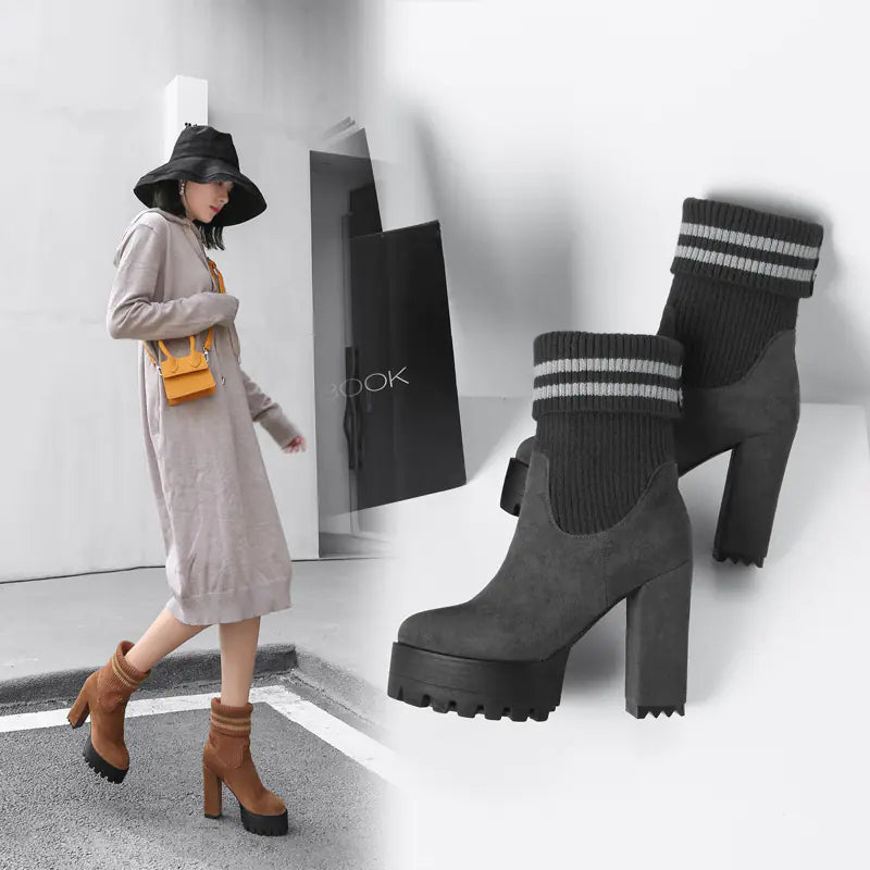 Fashionable Chunky High Heels Waterproof Women's Boots