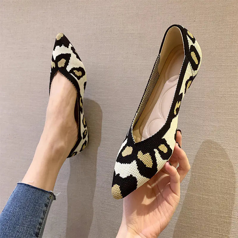 Women's Breathable Flat Shoes (Large Size)